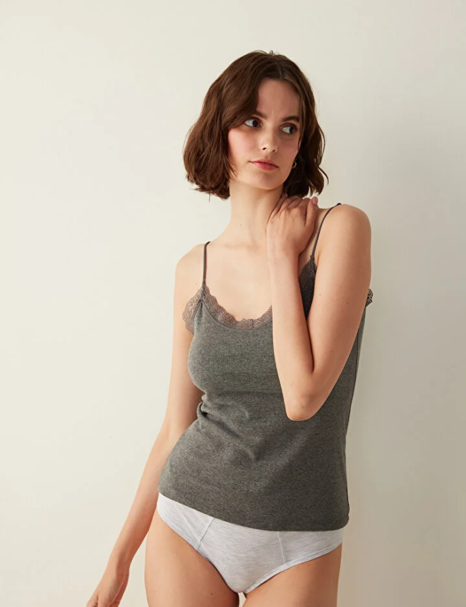 PHBASTCA16SK Ներքնազգեստ շապիկ անթև  BASIC STRAPPY CAMI