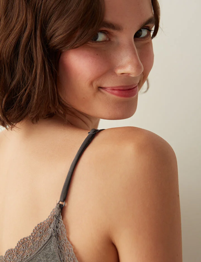 PHBASTCA16SK Ներքնազգեստ շապիկ անթև  BASIC STRAPPY CAMI